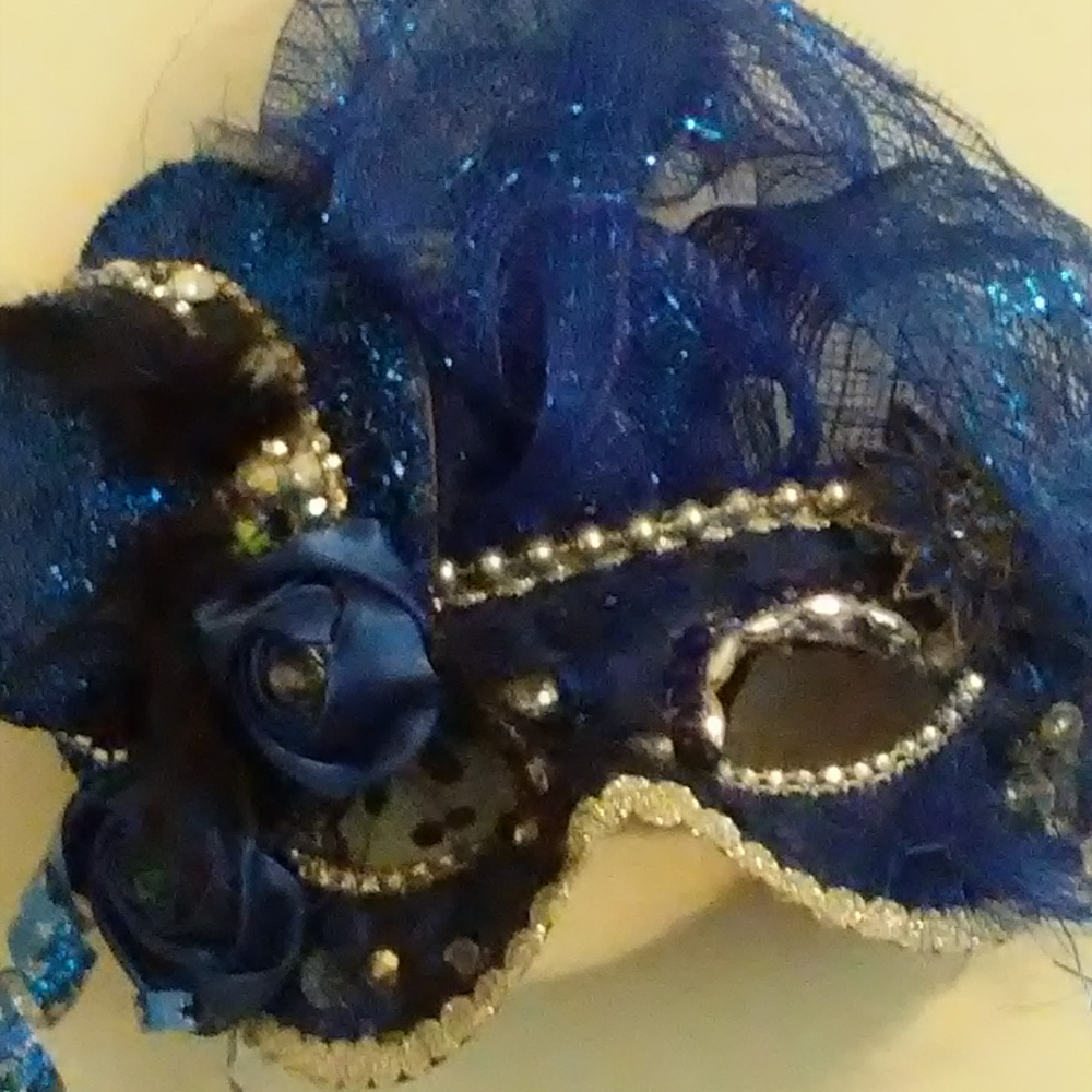 MARDI GRAS MASK